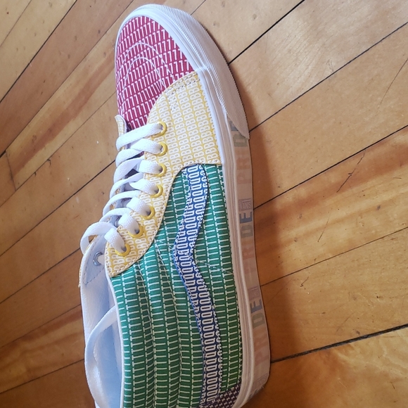 Vans SK8-MID (Pride) lgbtq Mens Skate shoe size 10.5 Womens size 12 - Picture 2 of 12